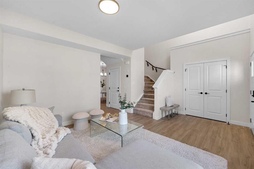 28 Buffaloberry Manor SE, Calgary — photo 4 of 50
