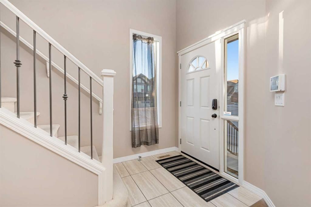 53 Sage Bank Link NW, Calgary — photo 3 of 50