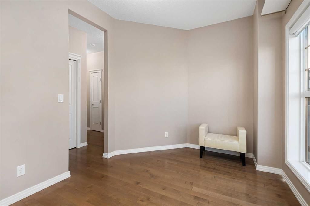 53 Sage Bank Link NW, Calgary — photo 4 of 50