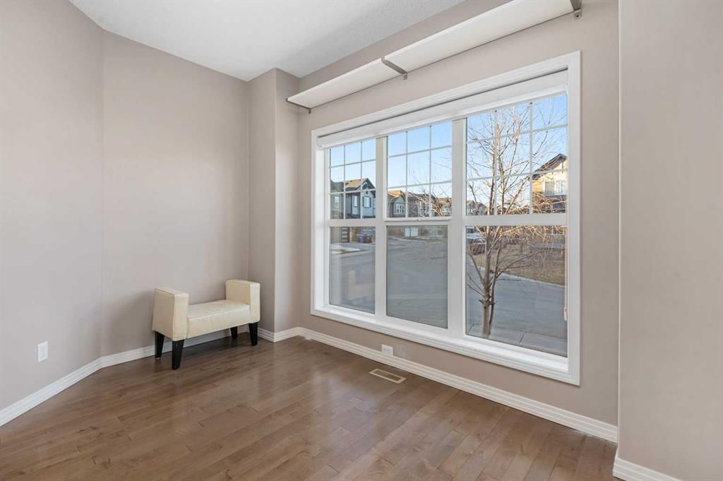 53 Sage Bank Link NW, Calgary — photo 5 of 50