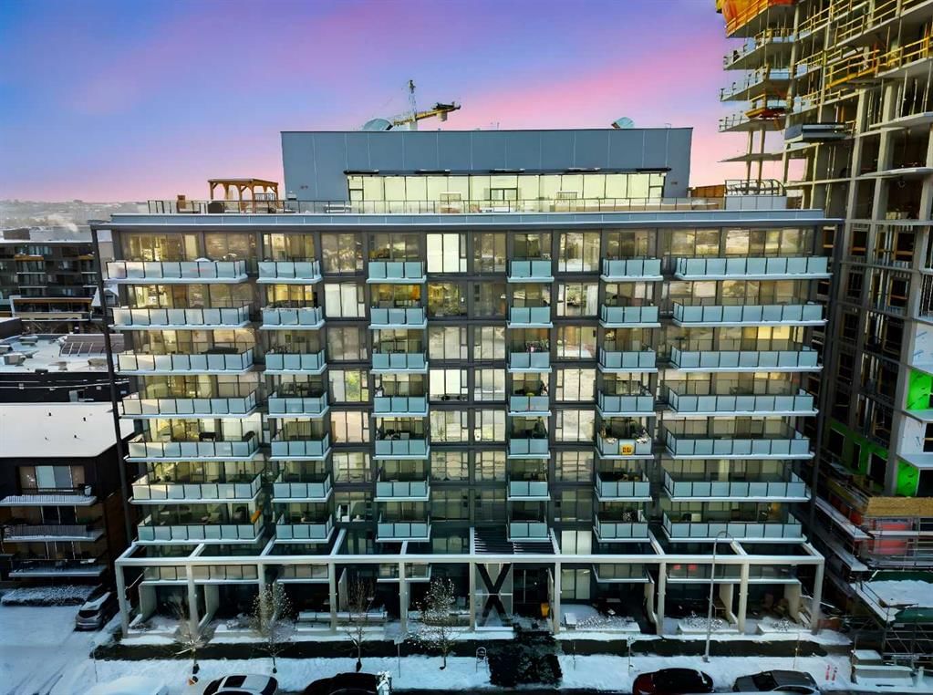 319 9A Street NW, Calgary — main listing photo