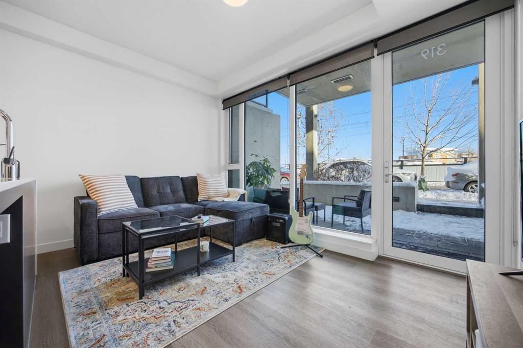 319 9A Street NW, Calgary — photo 3 of 21