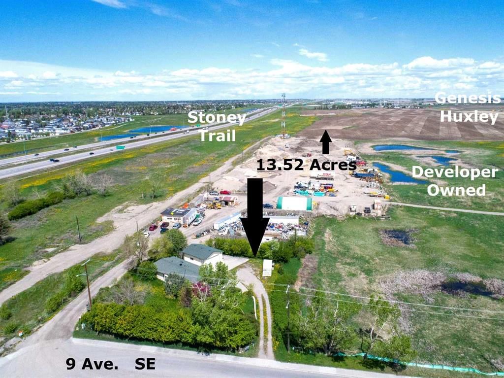 8080R 9 Avenue SE, Calgary — photo 3 of 16