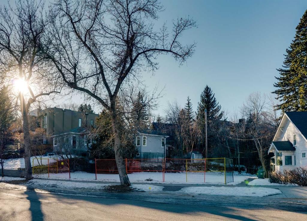 2601 Carleton Street SW, Calgary — photo 3 of 20