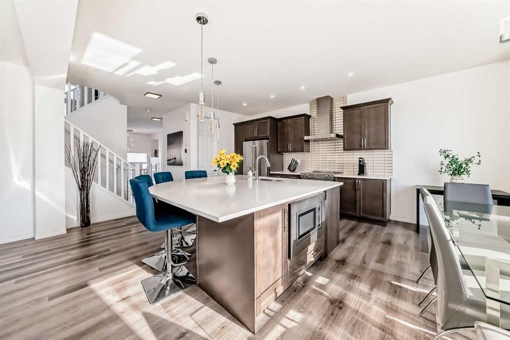 73 Carrington Circle NW, Calgary — photo 4 of 49