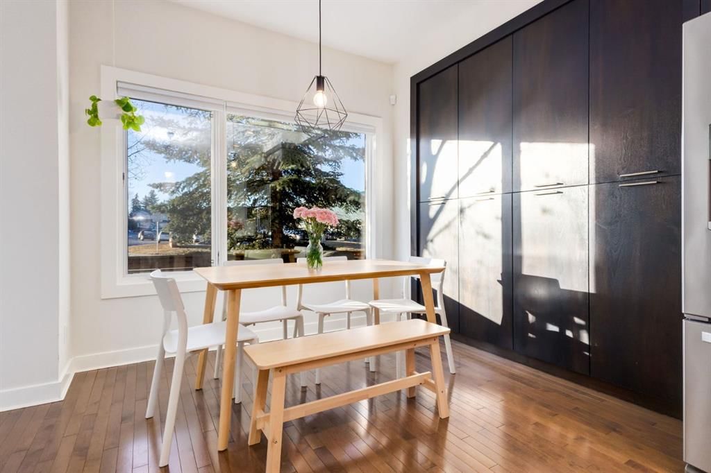 1926 29 Street SW, Calgary — photo 4 of 43