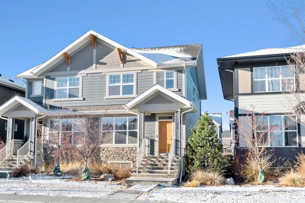 950 Mahogany Boulevard SE, Calgary — main listing photo