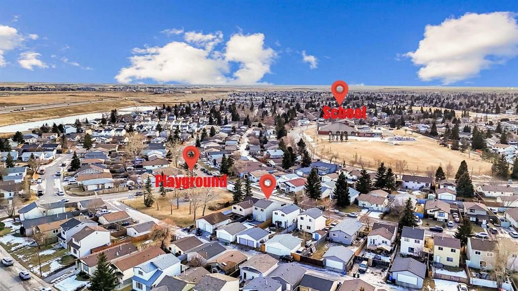88 Abingdon Crescent NE, Calgary — photo 2 of 50