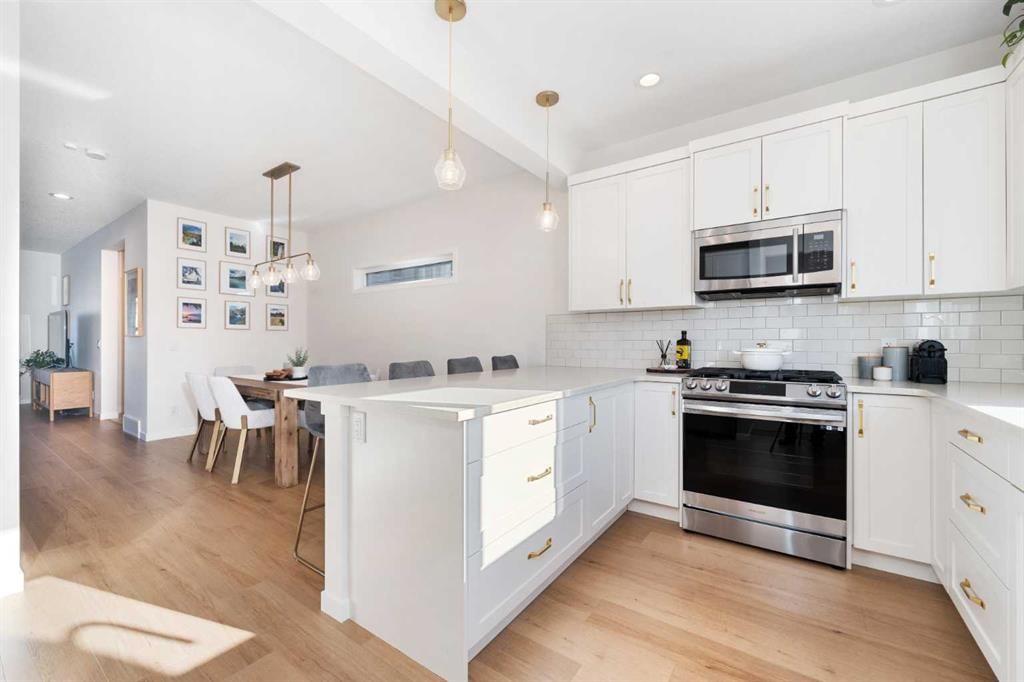 108 Masters Heights SE, Calgary — photo 3 of 49