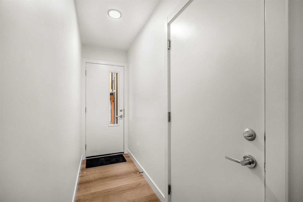 203, 550 Seton Circle SE, Calgary — photo 4 of 50