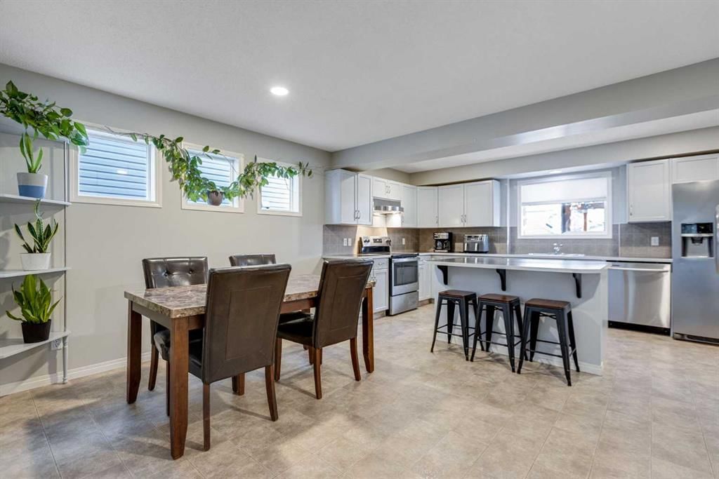 36 Bridlecrest Street SW, Calgary — photo 3 of 12