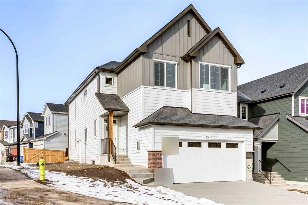 79 Versant Rise SW, Calgary — photo 2 of 36