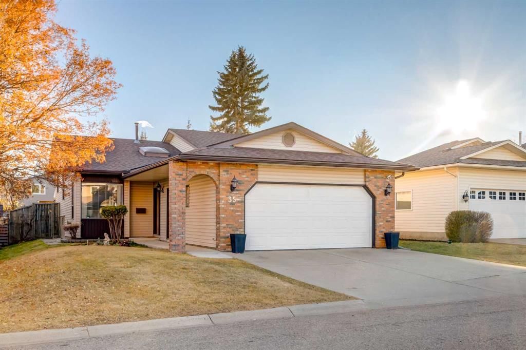 35 Woodstock Road SW, Calgary — main listing photo