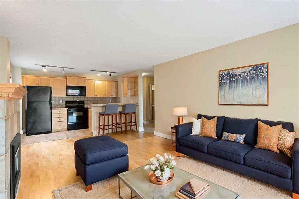 204, 920 Royal Avenue SW, Calgary — photo 4 of 44