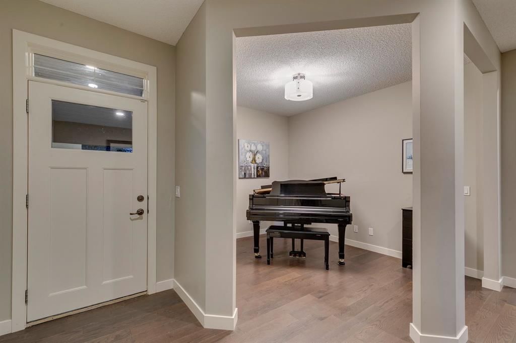 101 Cranarch Common SE, Calgary — photo 3 of 41