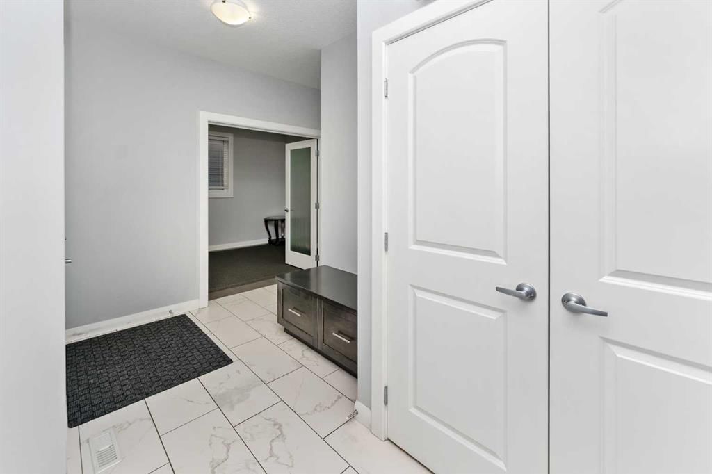 73 Redstone Link NE, Calgary — photo 3 of 46
