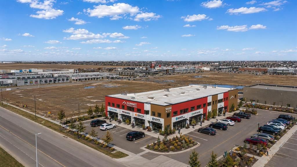 10680 36 Street NE, Calgary — photo 2 of 22