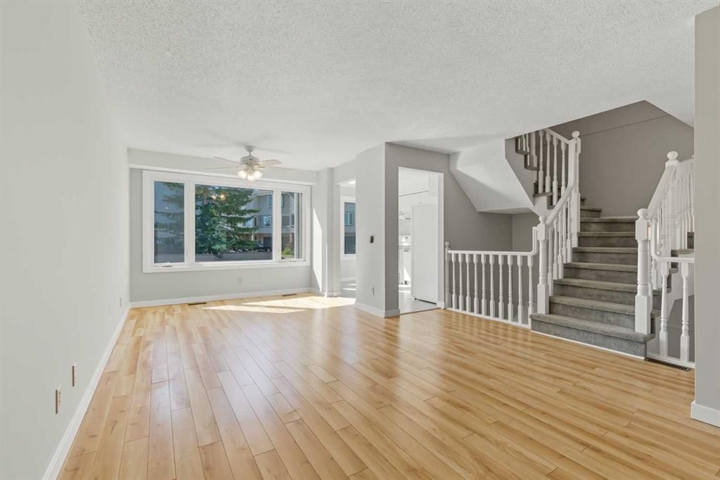 12 Coachway Gardens SW, Calgary — photo 3 of 30