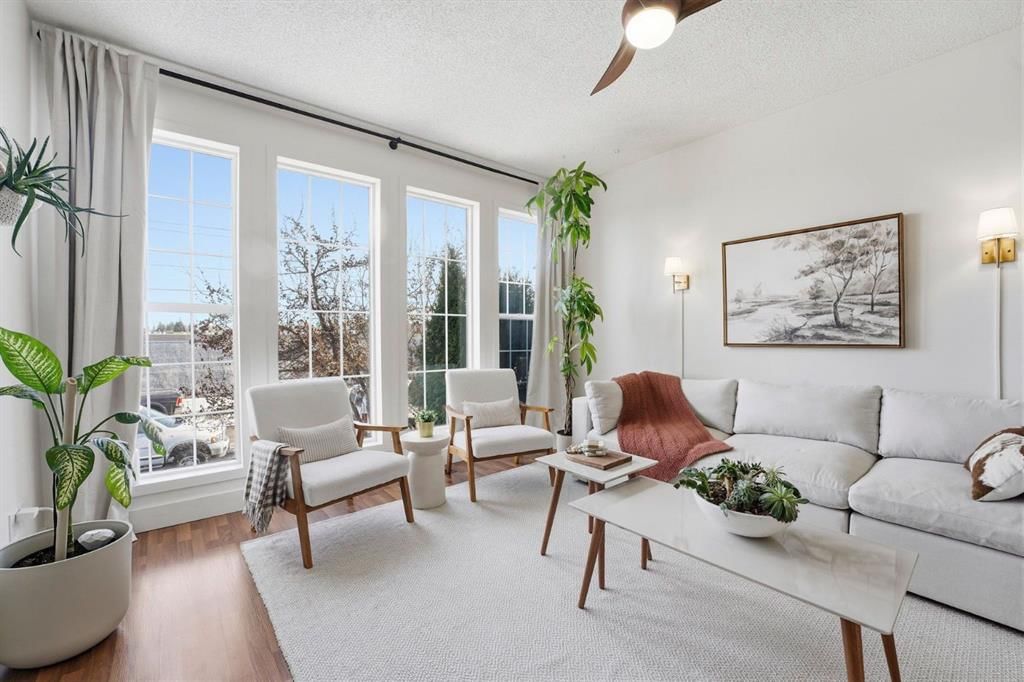 15029 5 Street SW, Calgary — photo 5 of 36