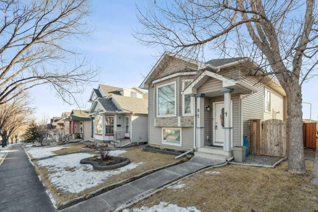 11 Somervale Drive SW, Calgary — main listing photo