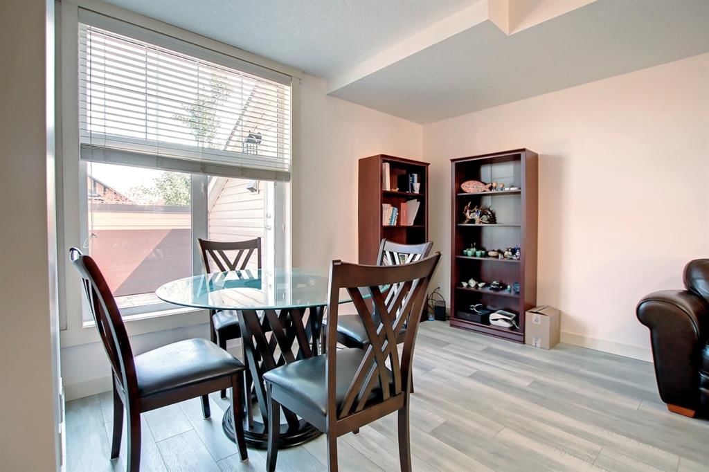154 West Springs Road SW, Calgary — photo 3 of 33
