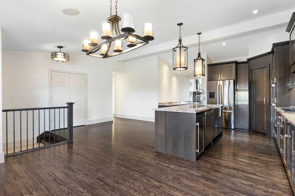 4711 Norquay Drive NW, Calgary — photo 5 of 50