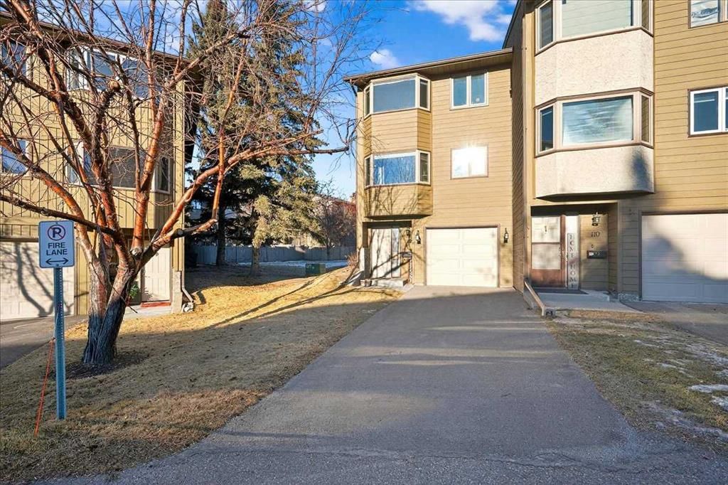 112 Glamis Terrace SW, Calgary — photo 2 of 42