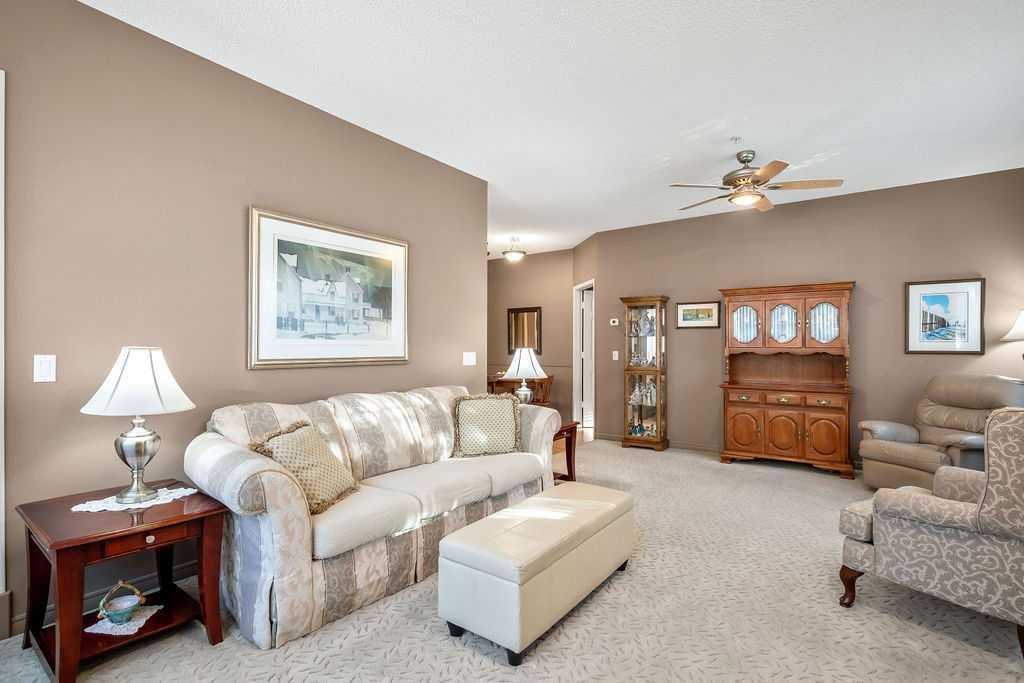101, 2144 Paliswood Road SW, Calgary — photo 3 of 24
