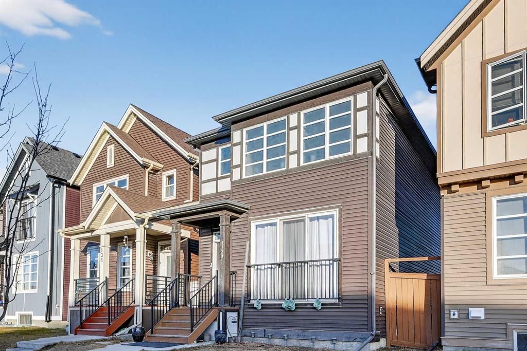 140 Savanna Road NE, Calgary — photo 3 of 30