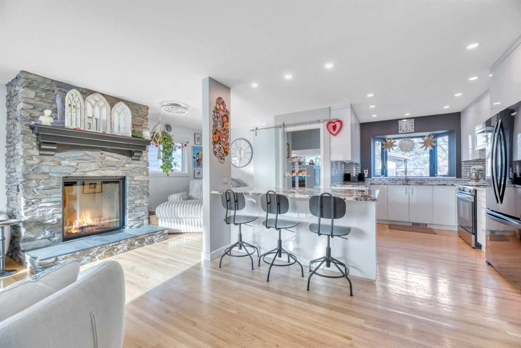 708 Allden Place SE, Calgary — photo 4 of 50