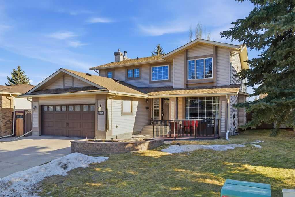 2108 Douglasbank Crescent SE, Calgary — photo 2 of 28