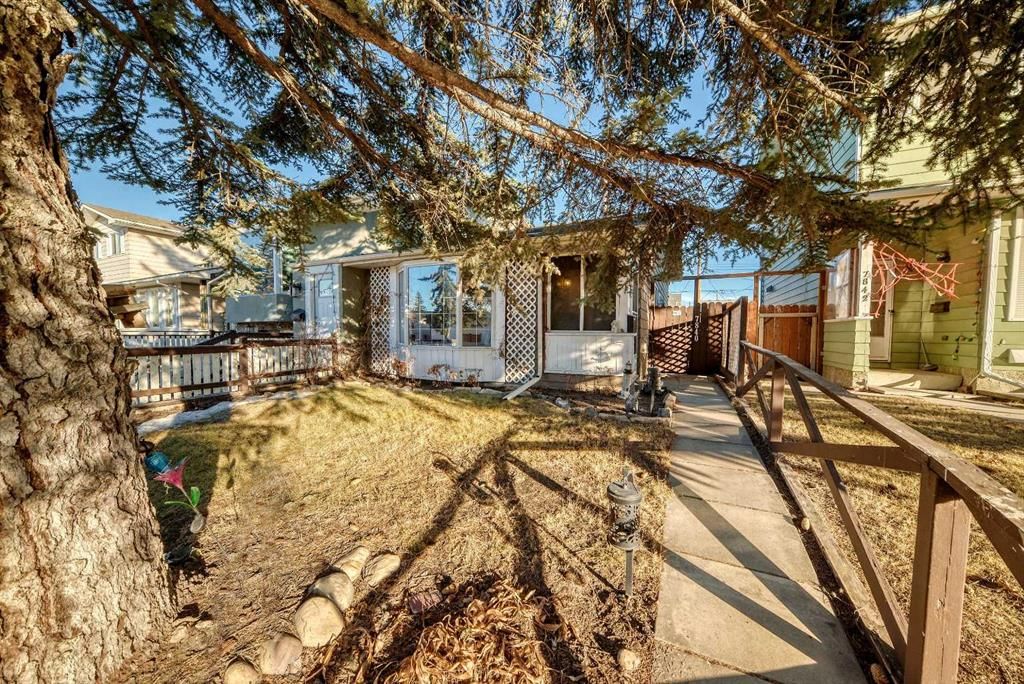 7840 20A Street SE, Calgary — photo 4 of 46