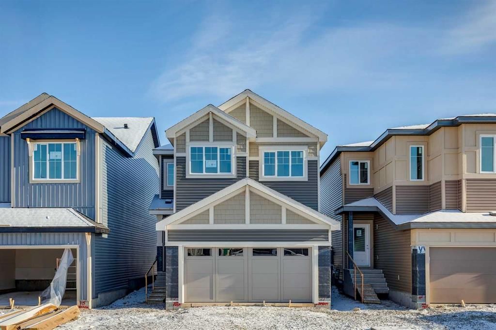 17 Sora Gardens SE, Calgary — main listing photo