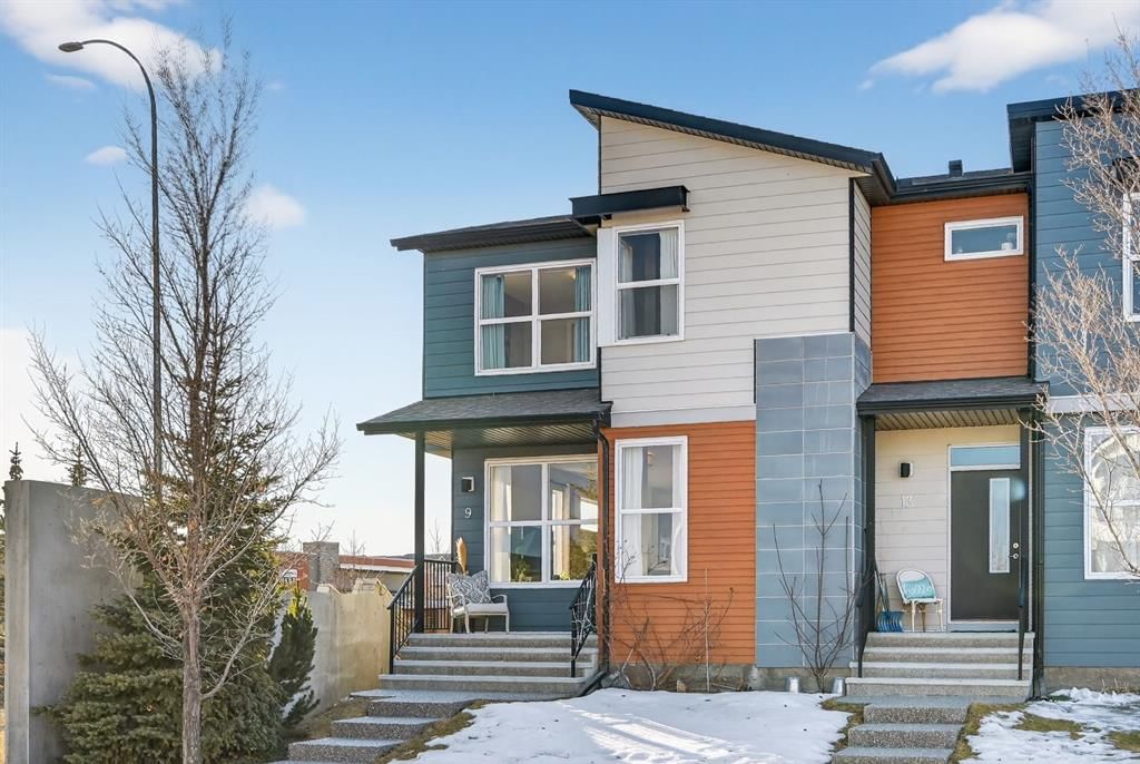 9 Walcrest Gate SE, Calgary — photo 2 of 33