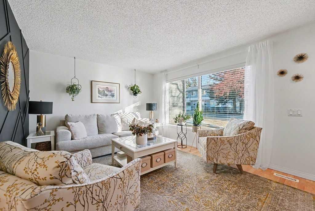 15, 999 Canyon Meadows Drive SW, Calgary — photo 4 of 41