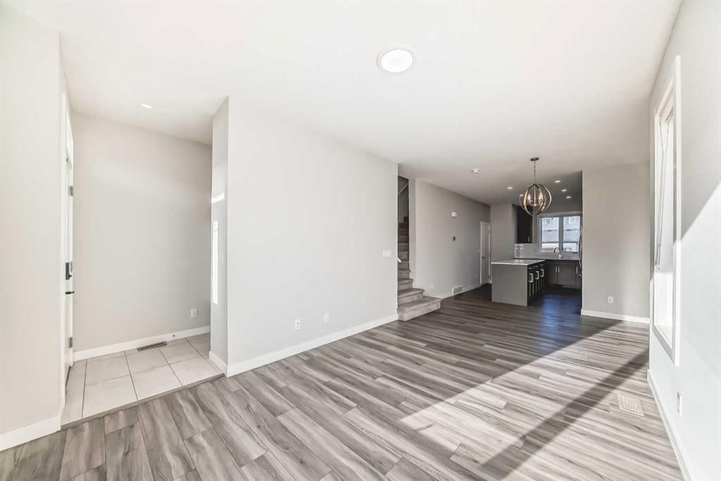 70 Homestead Boulevard NE, Calgary — photo 3 of 50