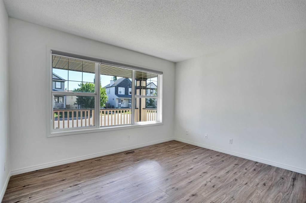 201 Copperstone Terrace SE, Calgary — photo 4 of 32