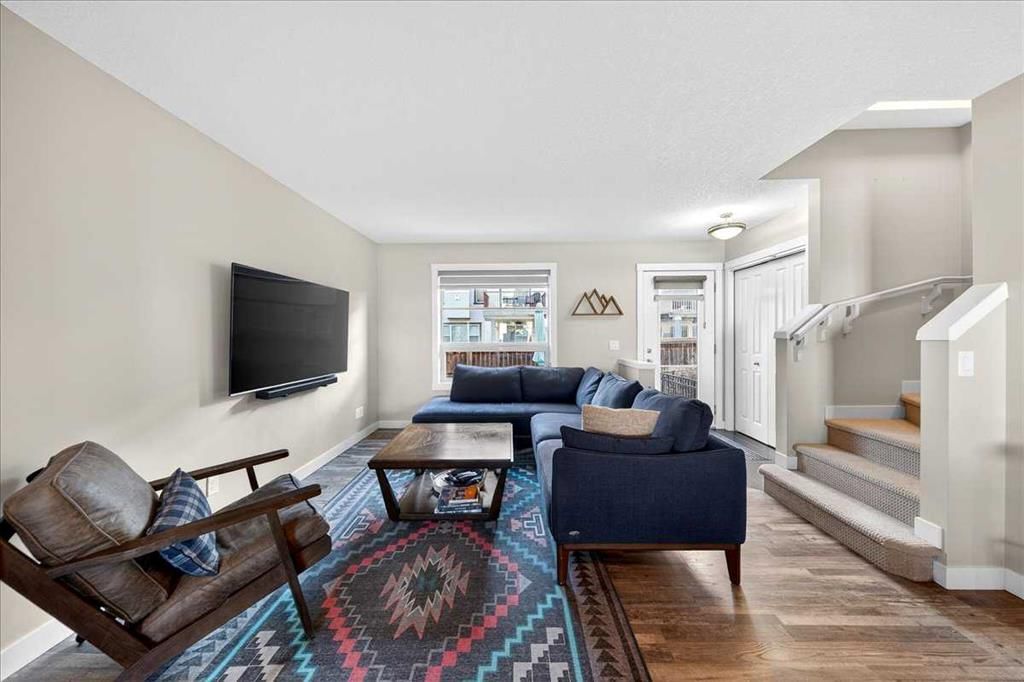 37 Aspen Hills Terrace SW, Calgary — photo 3 of 45