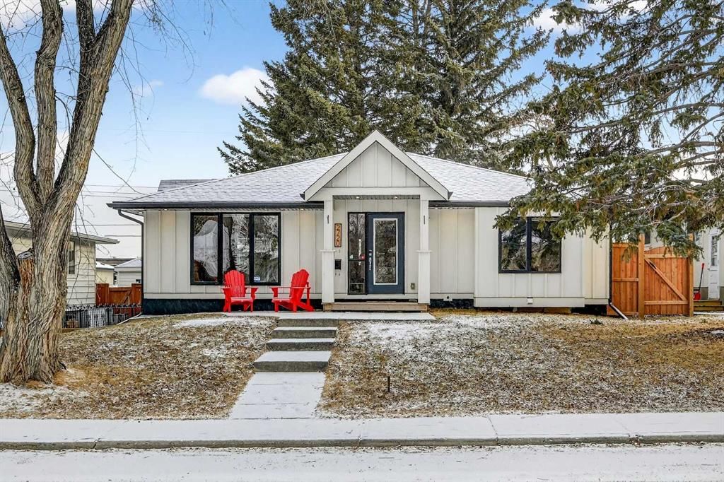 2720 41 Street SW, Calgary — main listing photo