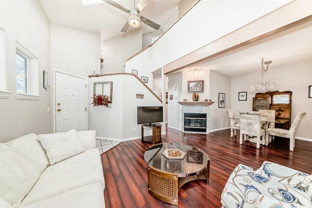 1906 Patterson View SW, Calgary — photo 3 of 31