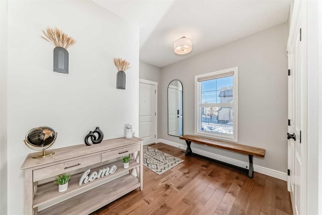 35 Mahogany Crescent SE, Calgary — photo 3 of 50