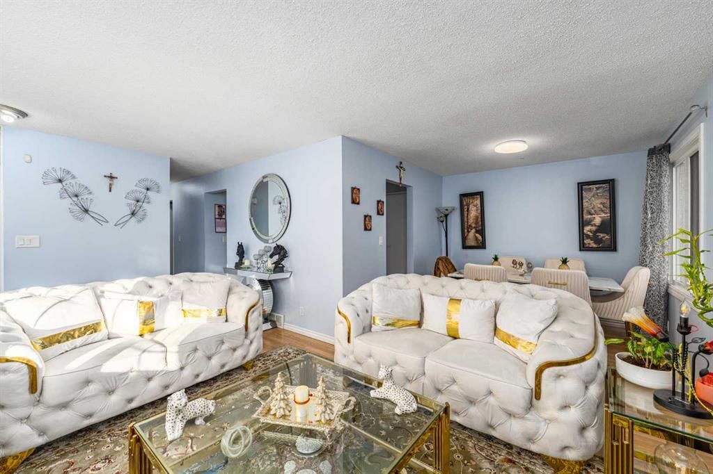 5816 Maddock Drive NE, Calgary — photo 4 of 24