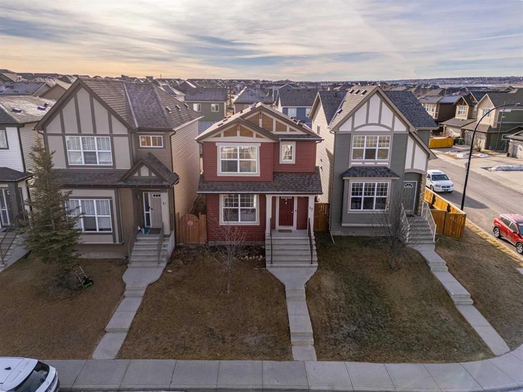 17 Evansridge Circle NW, Calgary — photo 2 of 37