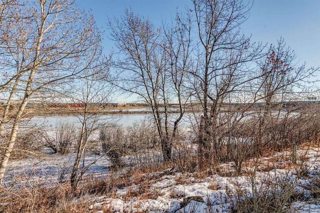 112, 5000 Somervale Court SW, Calgary — photo 3 of 25