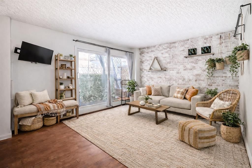 208, 1222 13 Avenue SW, Calgary — main listing photo