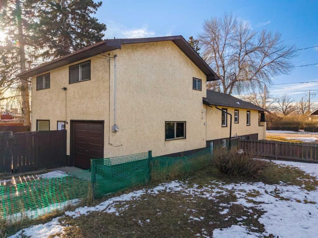 1640 15 Street SE, Calgary — photo 3 of 50