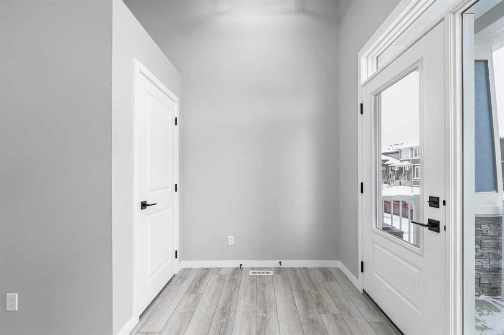 89 Magnolia Grove SE, Calgary — photo 4 of 37