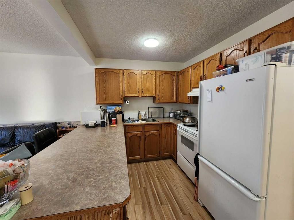 9 Country Hills Rise NW, Calgary — photo 4 of 30