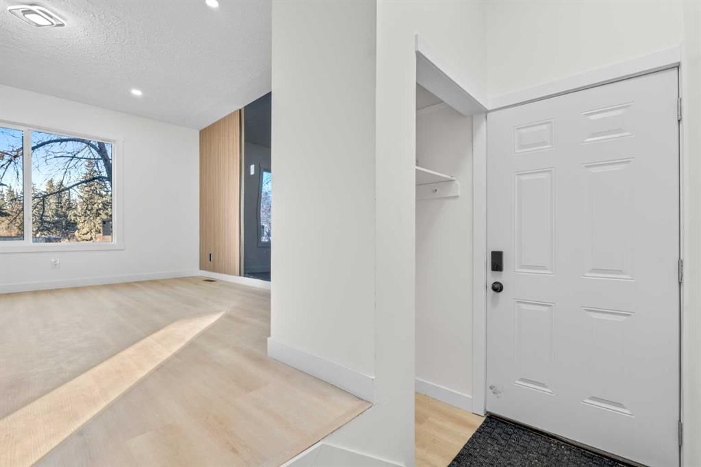 4720 Fordham Crescent SE, Calgary — photo 4 of 34