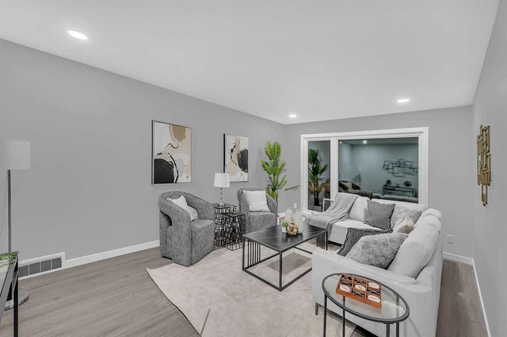 5868 Dalcastle Drive NW, Calgary — photo 5 of 42